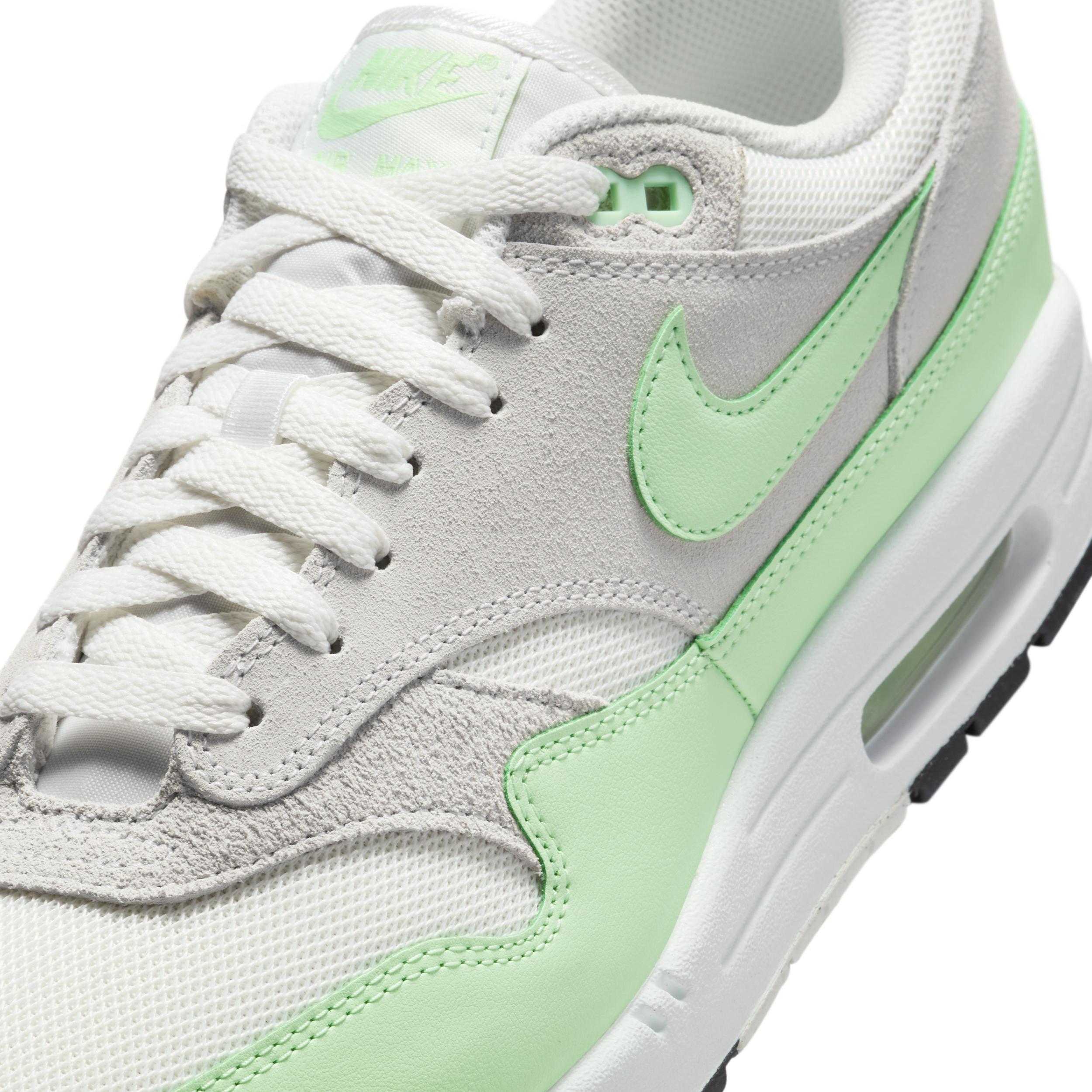 Nike Mens Air Max 1 Essential Shoes | FZ5808-107 Product Image