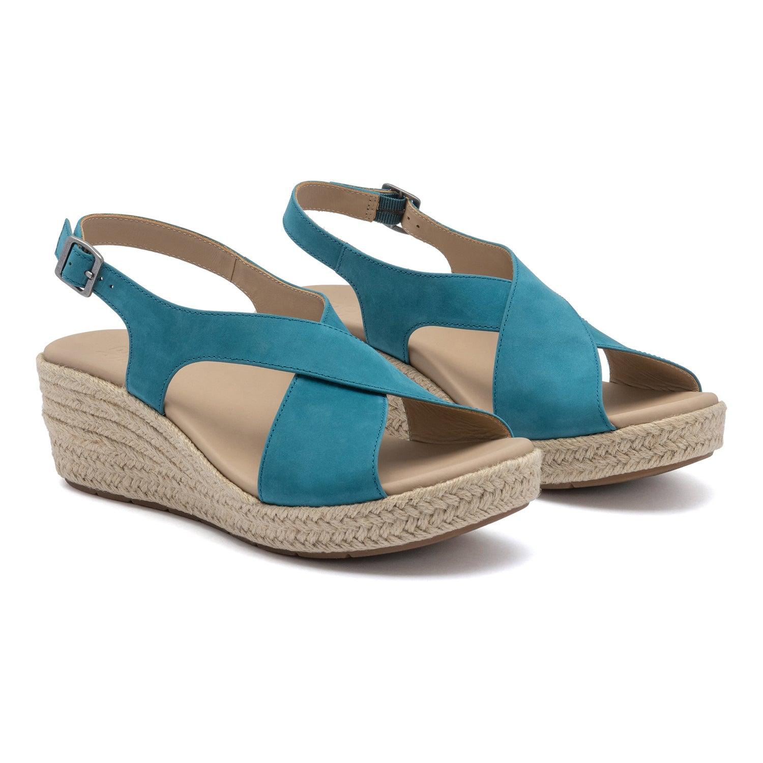 Riviera Cross Female Product Image