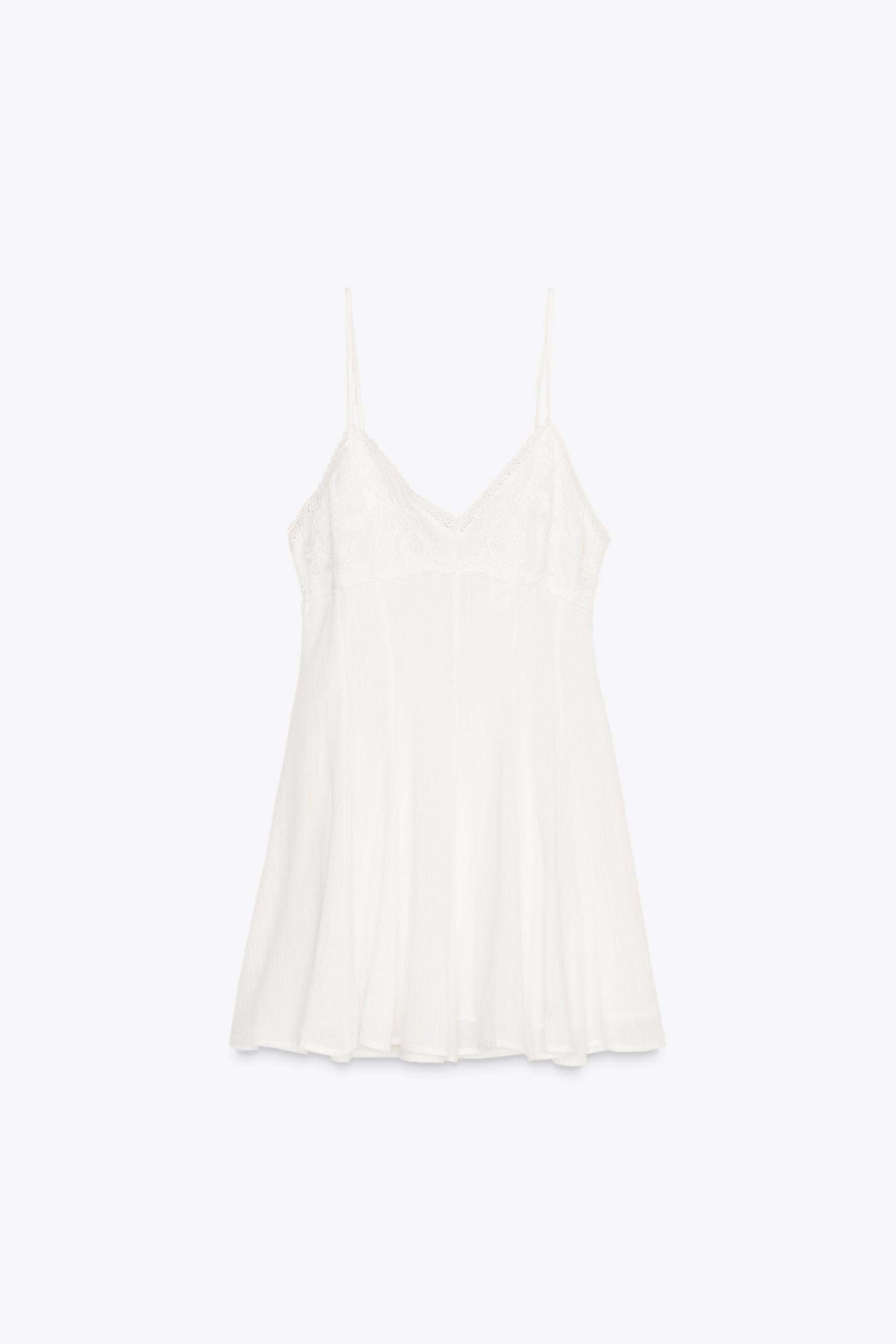 SHORT EMBROIDERED DRESS Product Image