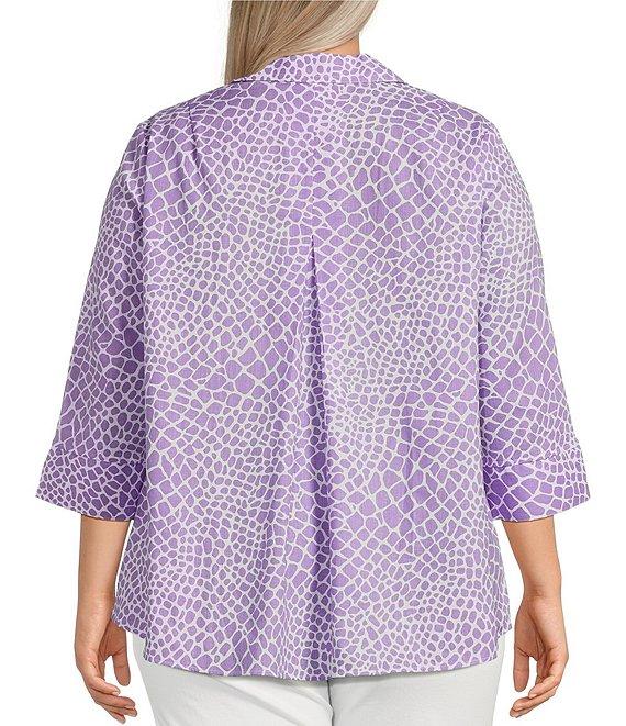 Foxcroft Plus Size Agnes Linen-Blend Giraffe Collage Wing Collar 3/4 Sleeve Tunic Product Image