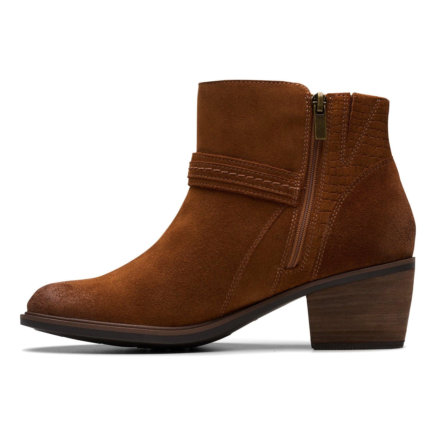 Neva Buckle Product Image