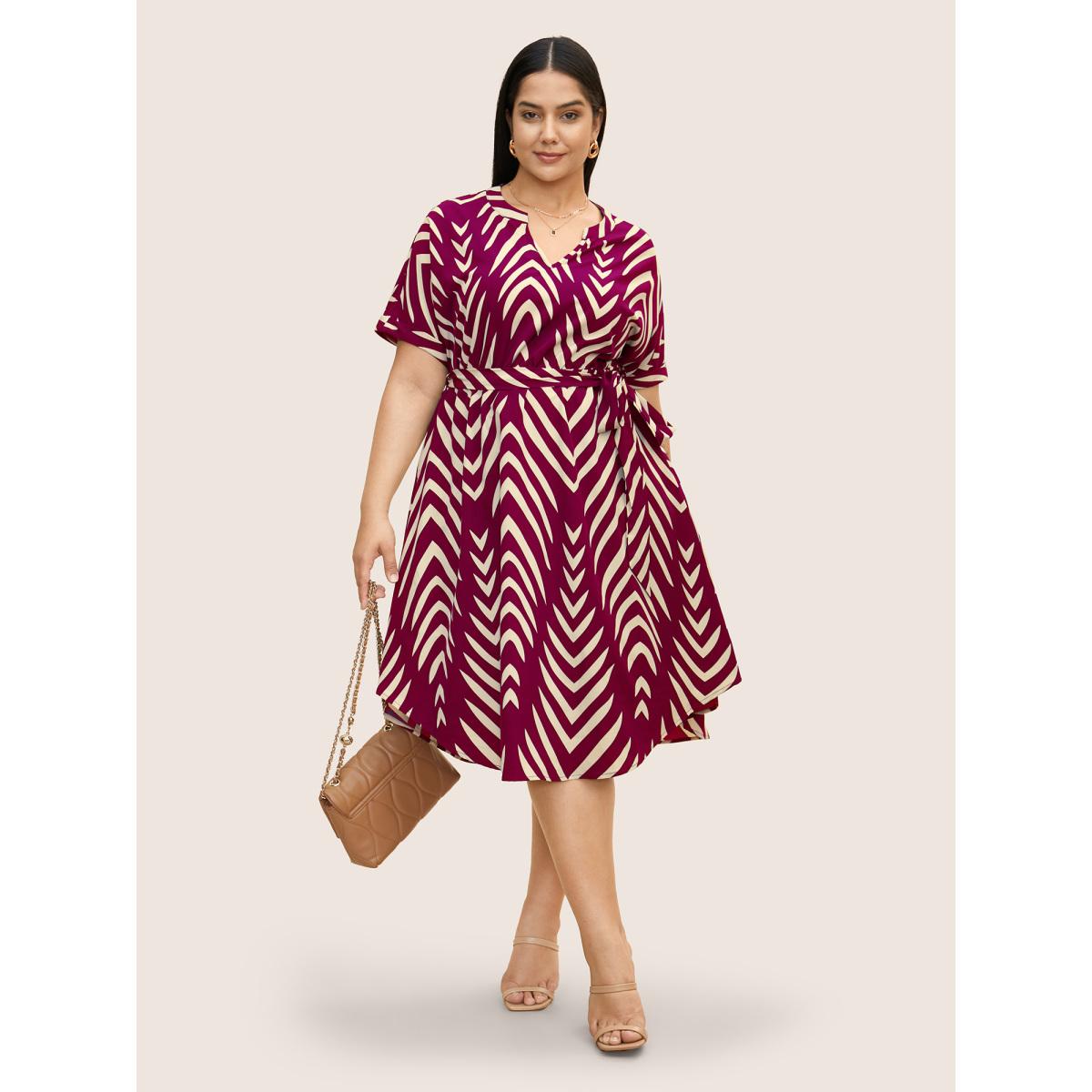 Plus Size Geometric Belted Dolman Sleeve Curved Hem Dress RedViolet Women Office Flat collar with V-notch Short sleeve Curvy BloomChic 28/5X Product Image