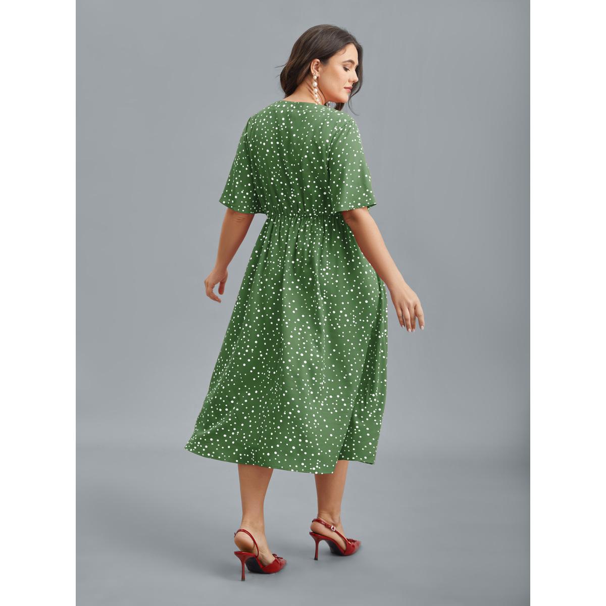 Plus Size Polka Dots Print Cut-Out Flutter Sleeve Midi Dress Greenbean Women Elegant Pleated Round Neck Short sleeve Curvy BloomChic 28/5X Product Image