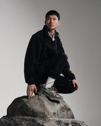 Men's L003 Neo Tech Sneakers Product Image