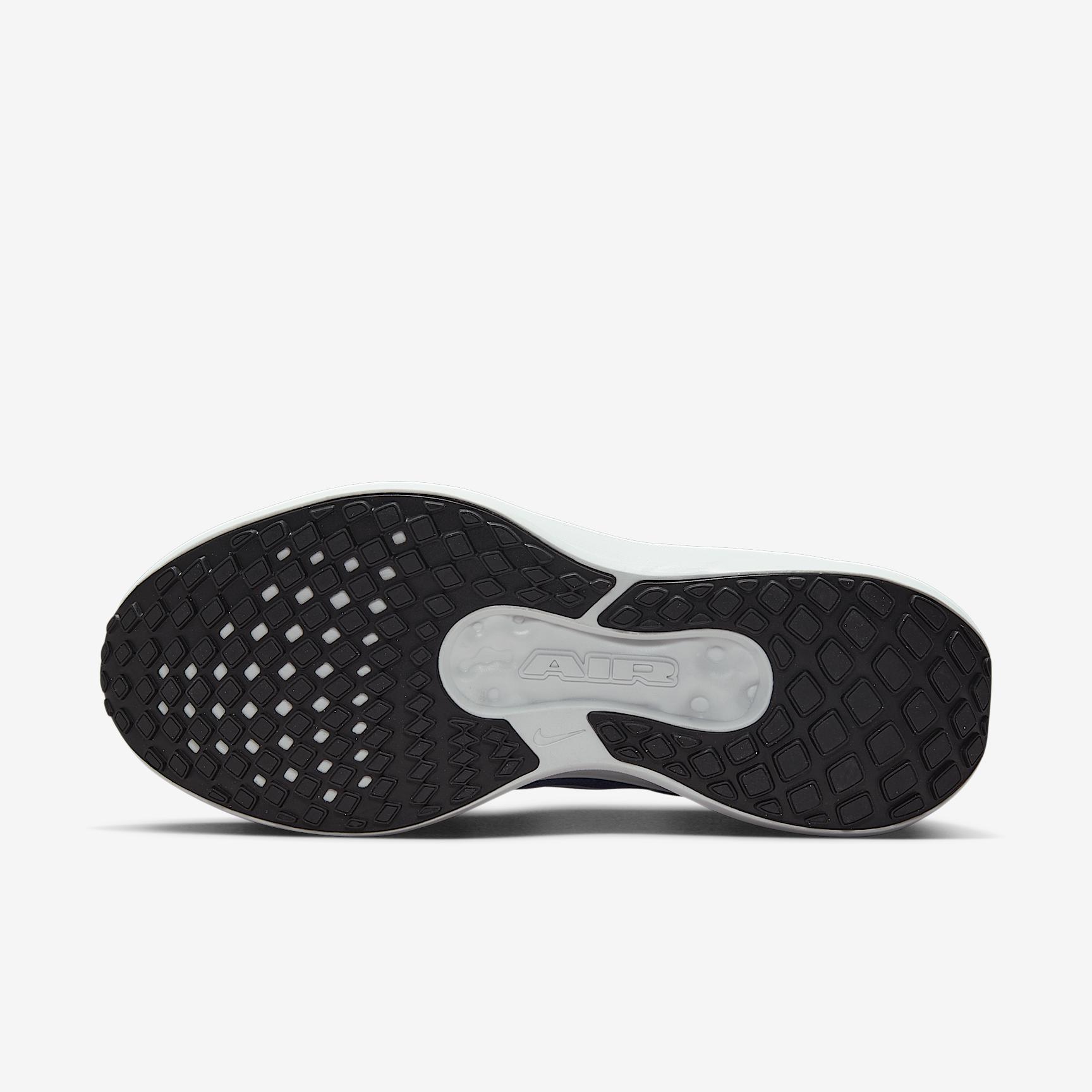 Nike Mens Winflo 11 Road Running Shoes (Extra Wide) | FQ8937-403 Product Image