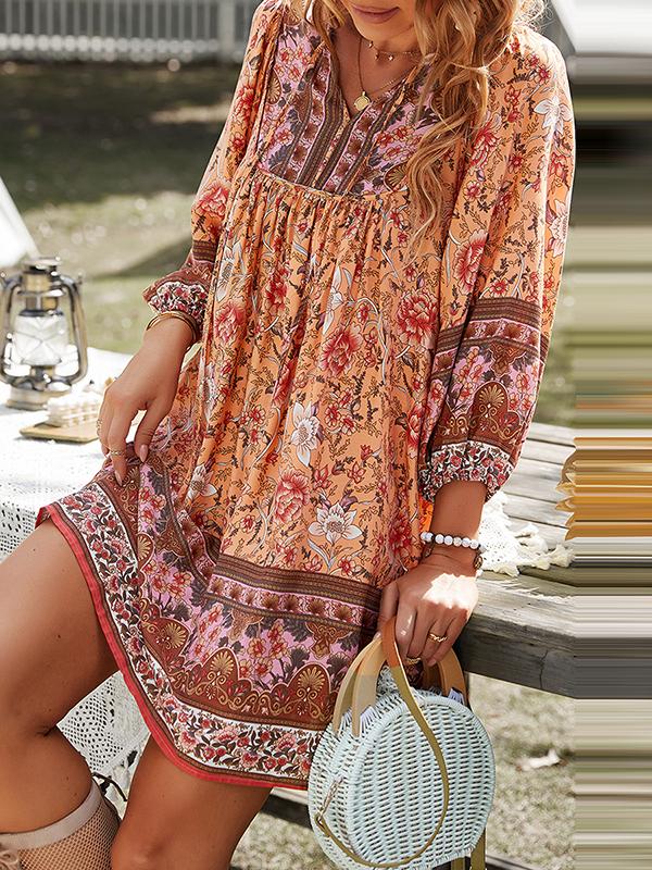 A-Line Loose Contrast Color Flower Print Pleated V-Neck Mini Dresses Product Image