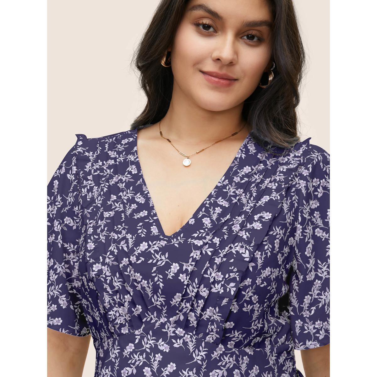 Plus Size Deeppurple Floral Pleated Elastic Waist Ruffle Sleeve Blouse Women Elegant Half Sleeve V-neck Everyday Blouses BloomChic 28/5X Product Image