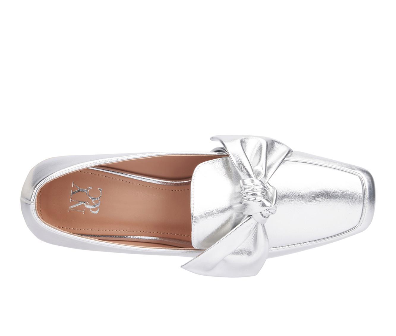 Women's New York and Company Domenica Loafers Product Image