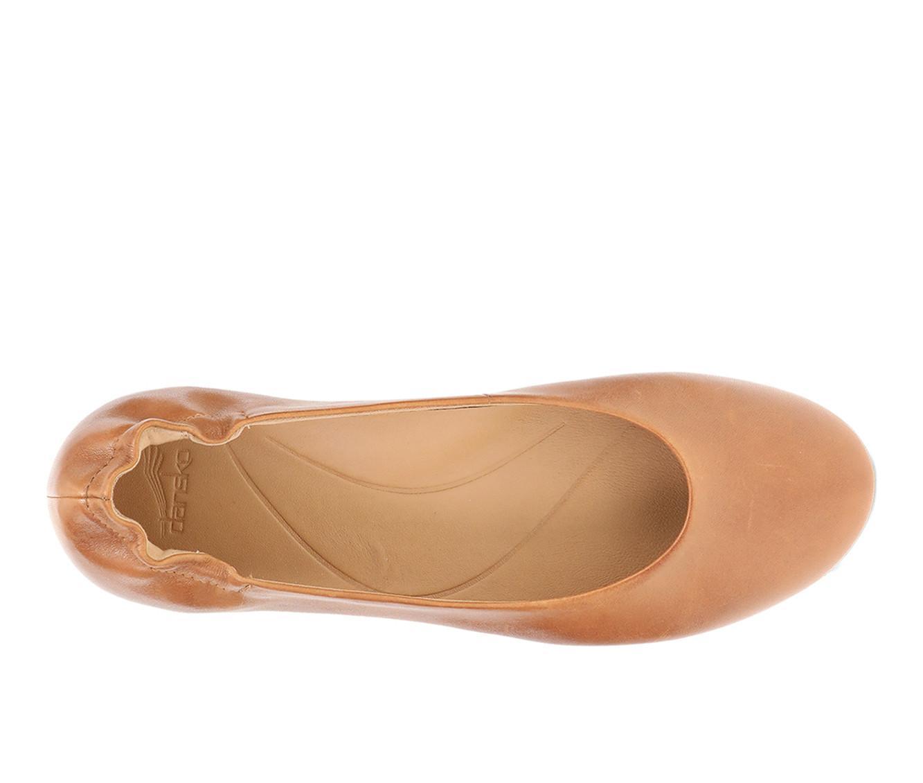 Women's Dansko Mollie Flats Product Image