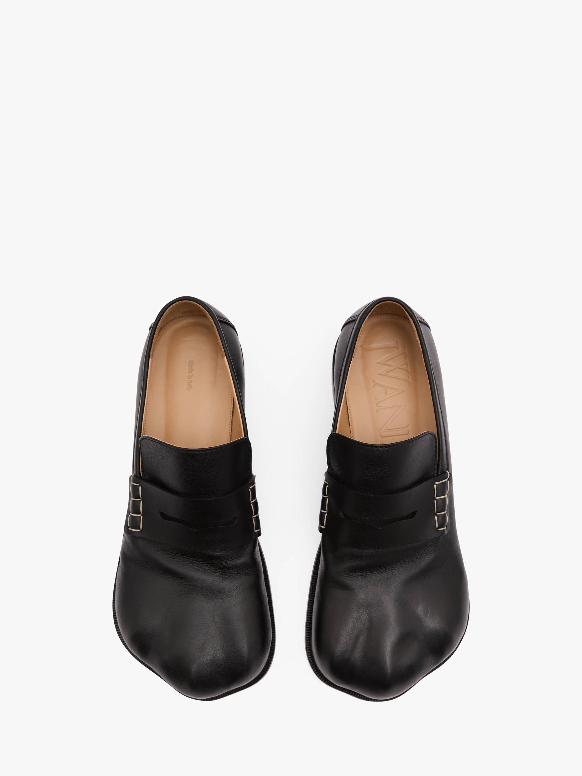 PAW LOAFER MOCCASIN Product Image