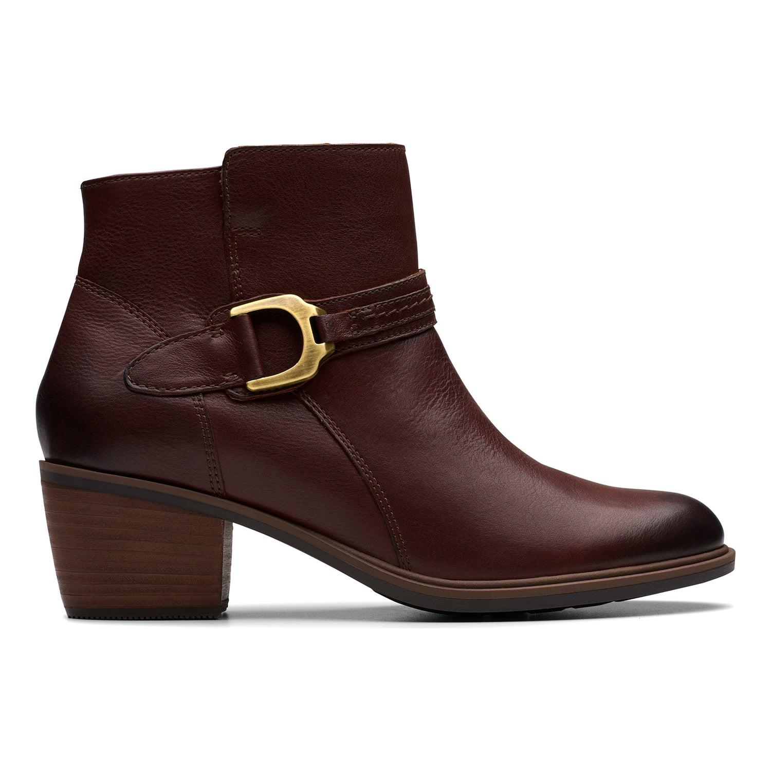 Neva Buckle Product Image