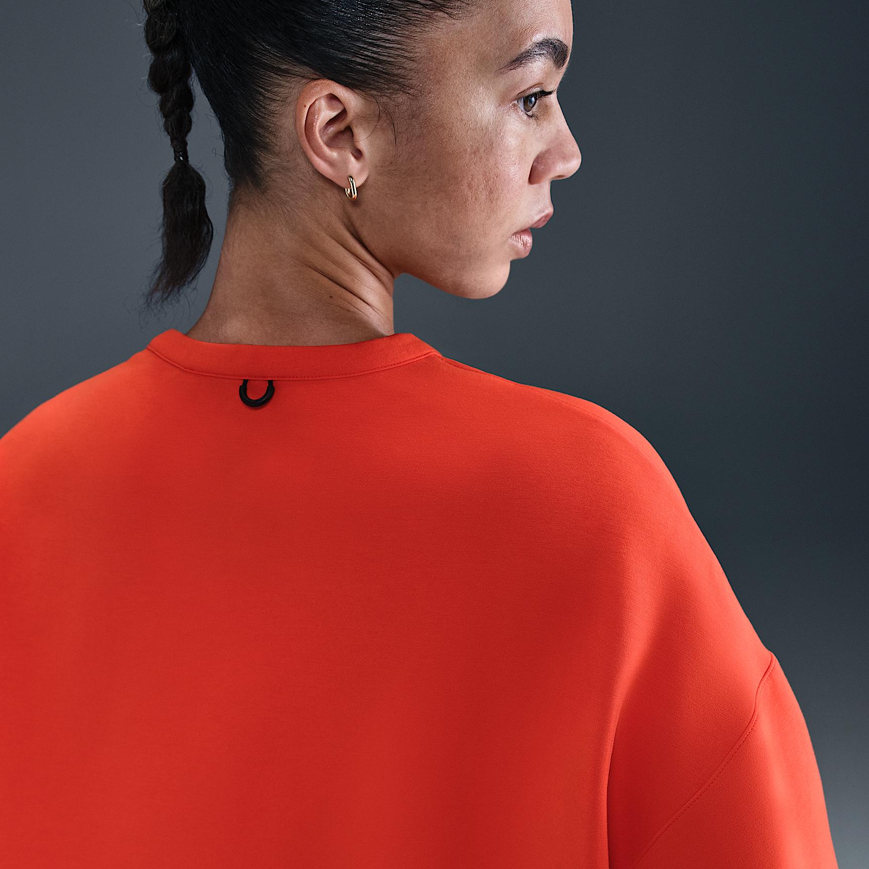 Nike 24.7 ImpossiblySoft Women's Dri-FIT Oversized Crew-Neck Top Product Image