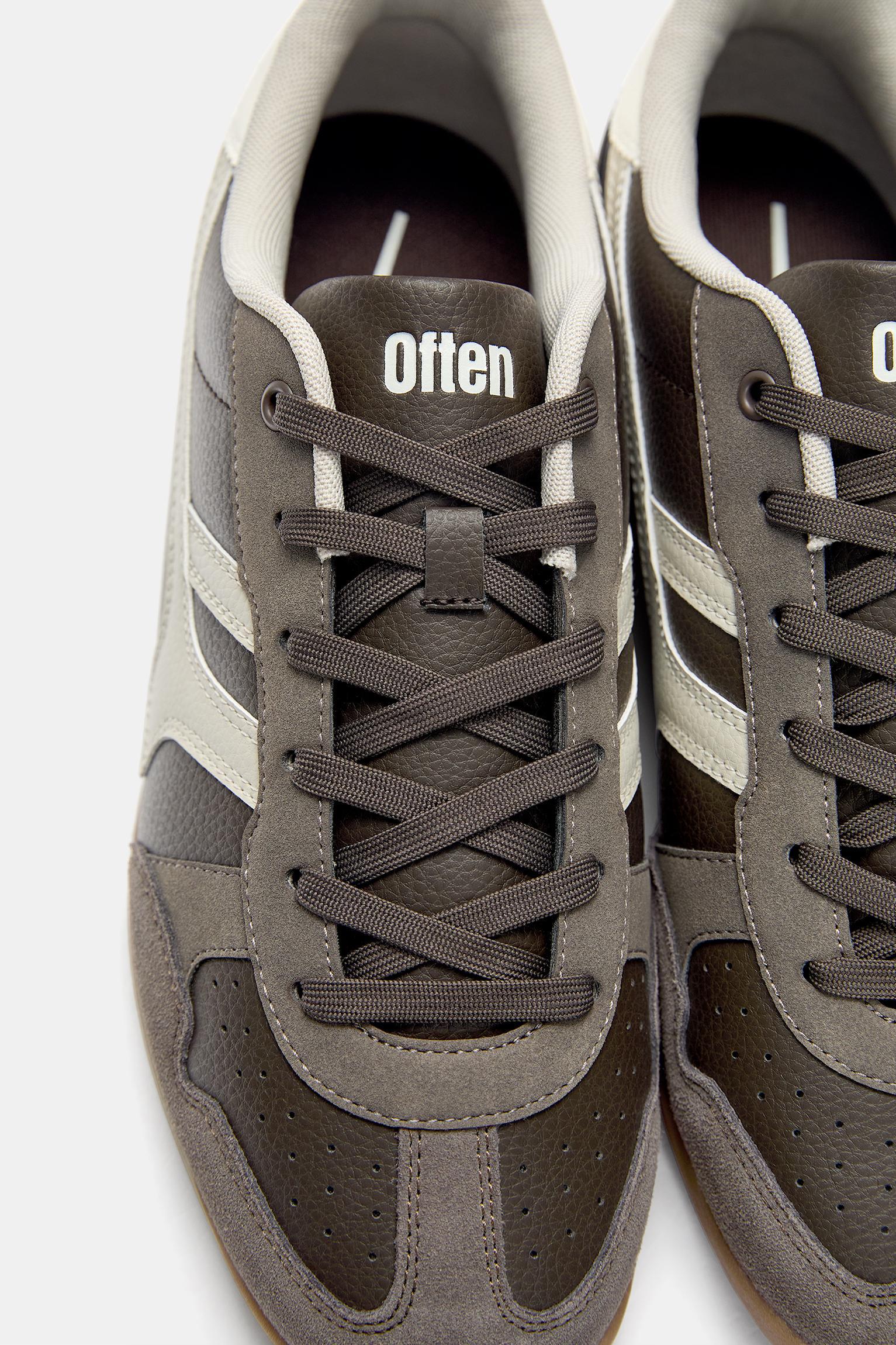 Retro sneakers Product Image