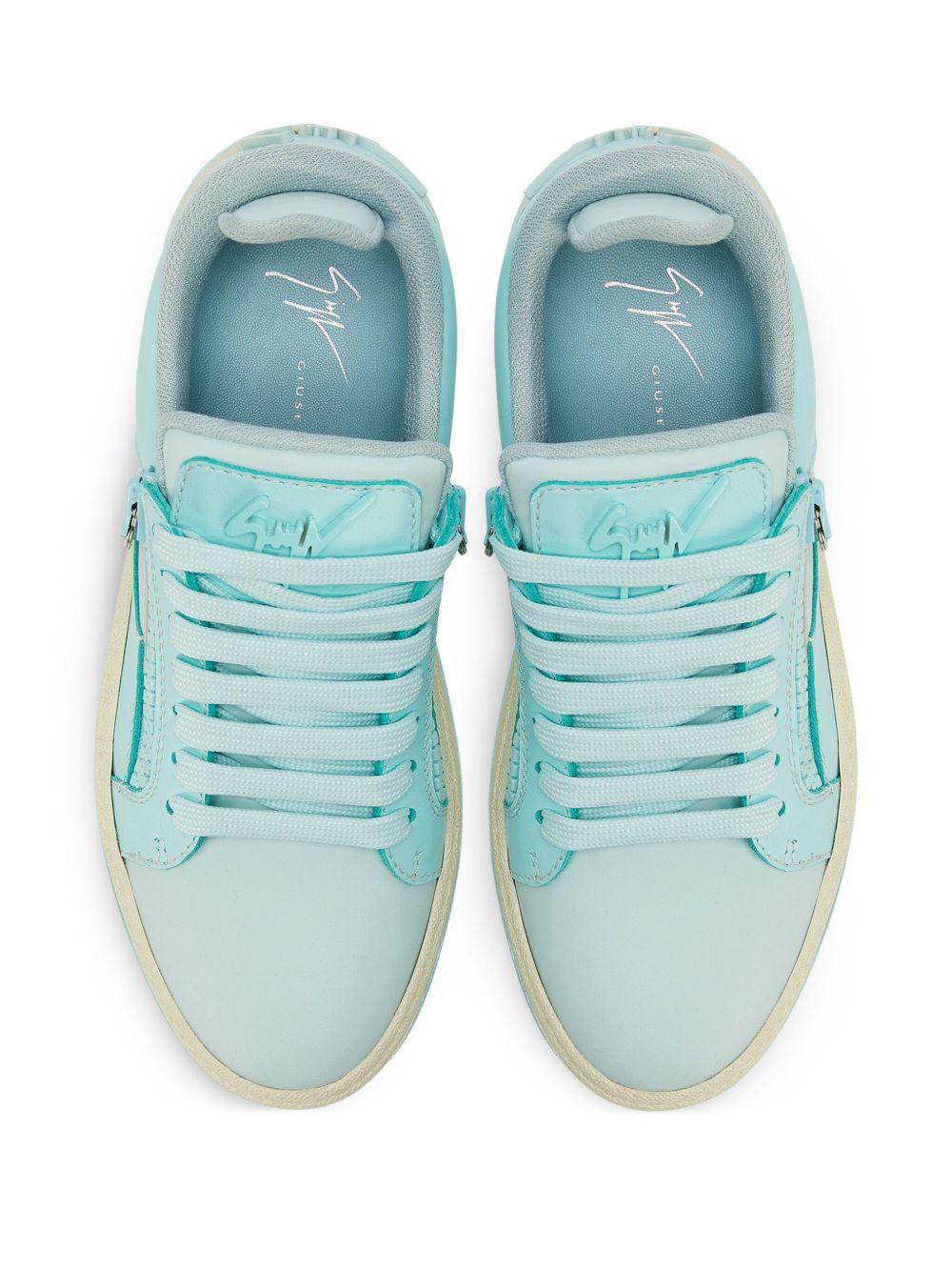 GZ94 leather sneakers Product Image