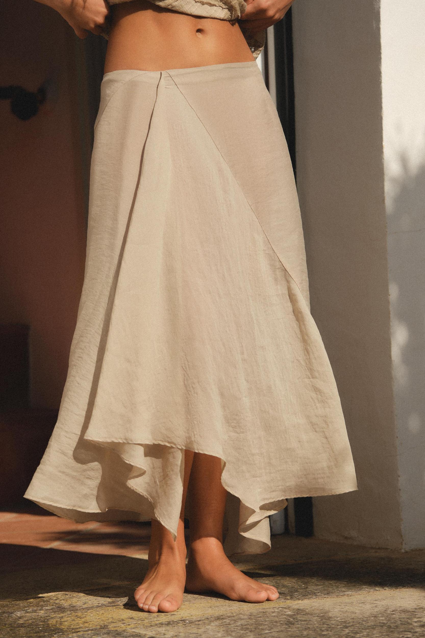 SEMI-SHEER FLOWY SKIRT Product Image