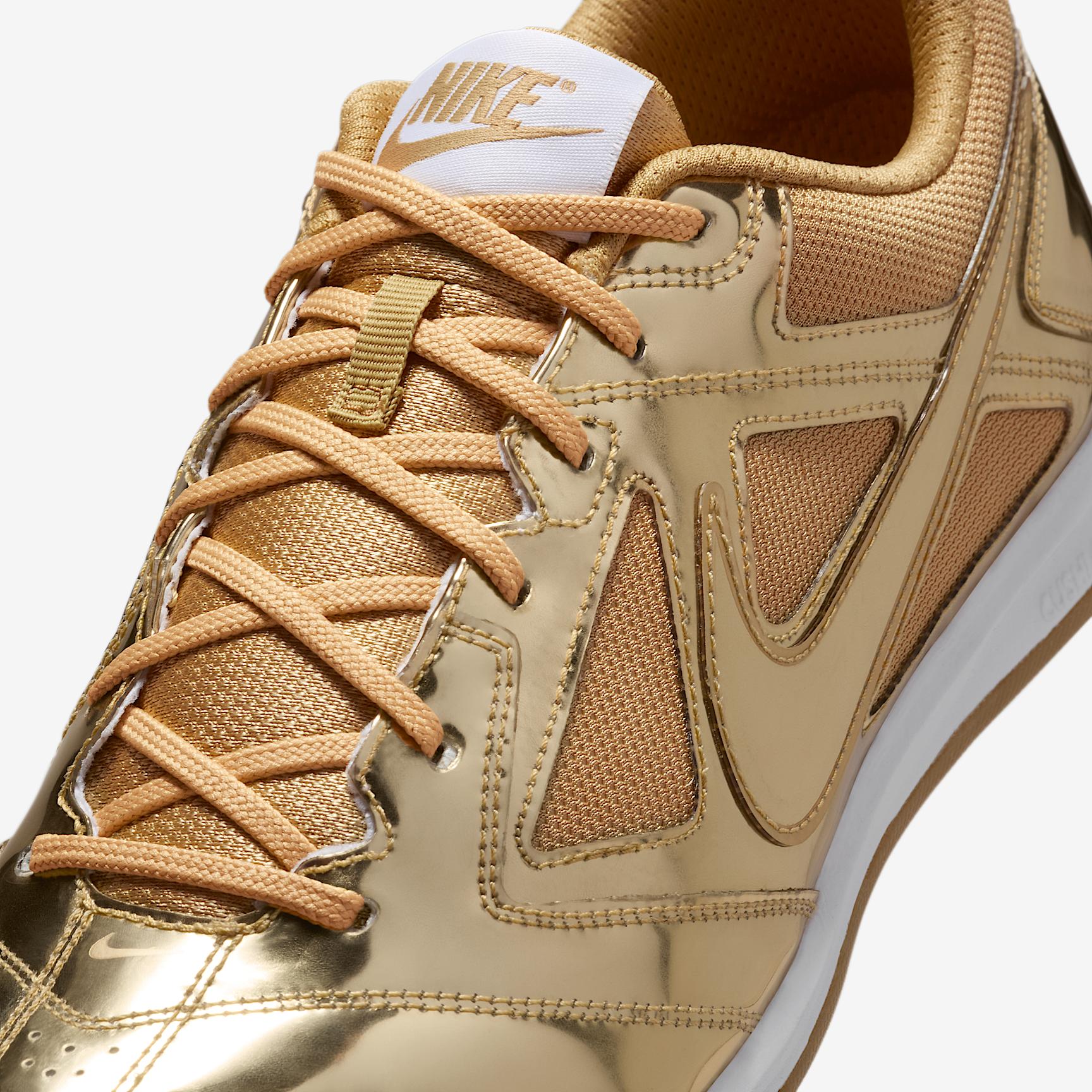 Nike Men's Gato LV8 Shoes Product Image