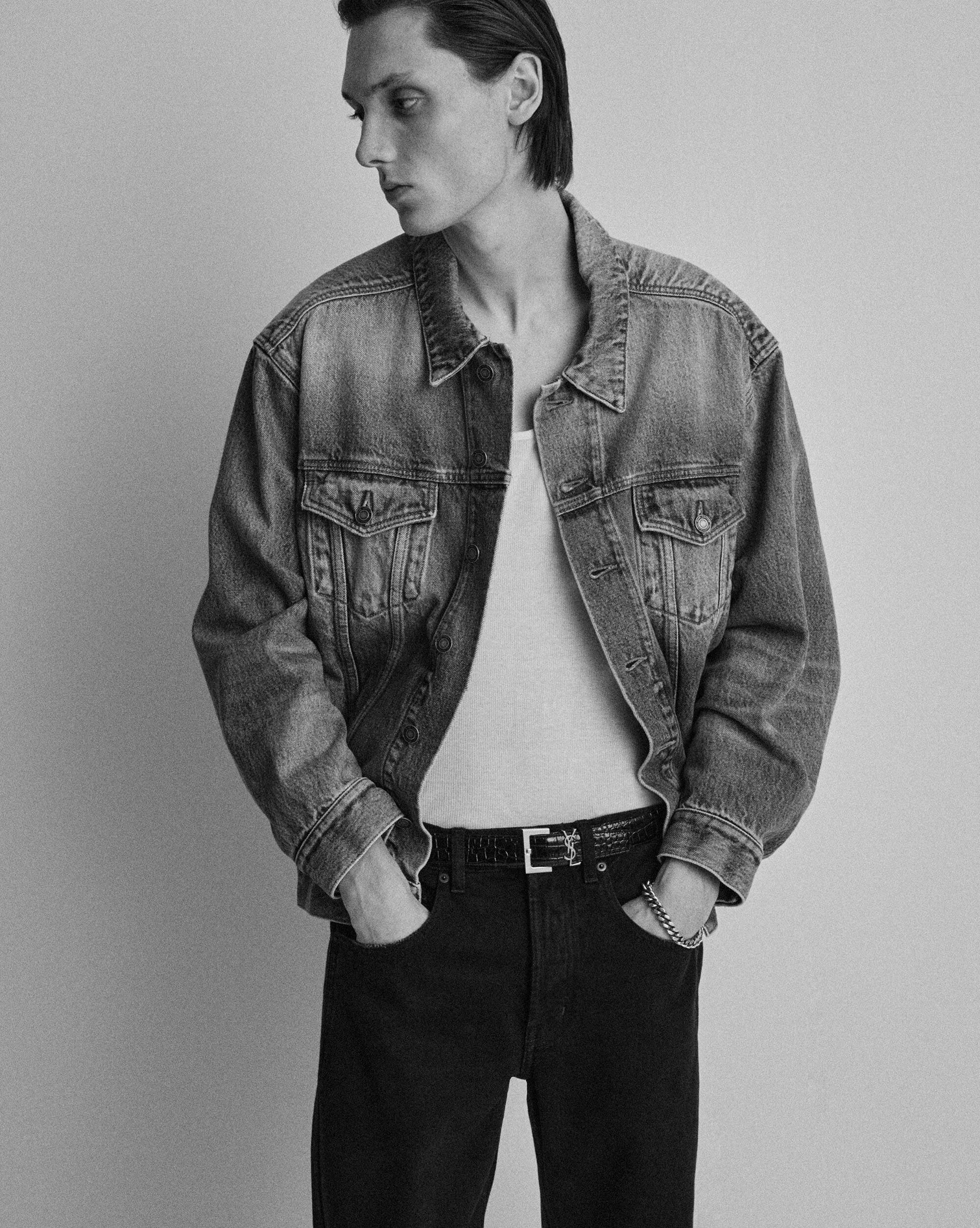 CASSANDRE belt in crocodile-embossed leather Product Image