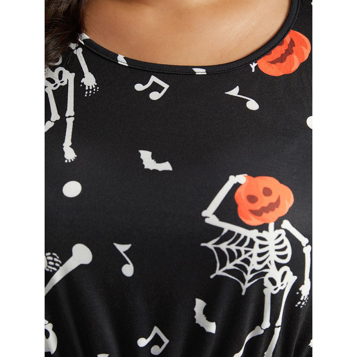 Plus Size Halloween Print Pocket Crew Neck Elastic Waist Dress Black Women Casual Printed Round Neck Long Sleeve Curvy Midi Dress BloomChic 12/L Product Image
