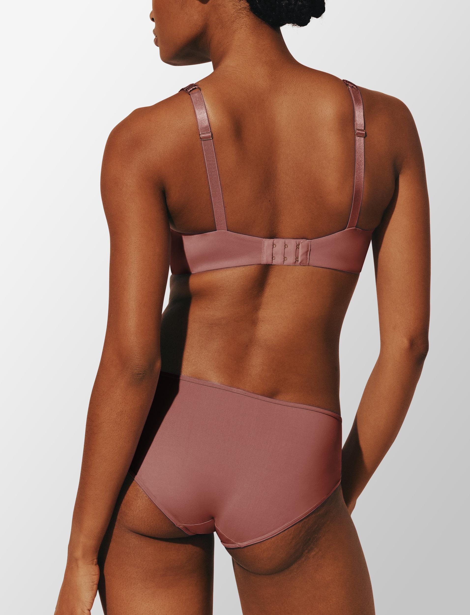 24/7® Classic T-Shirt Bra Product Image