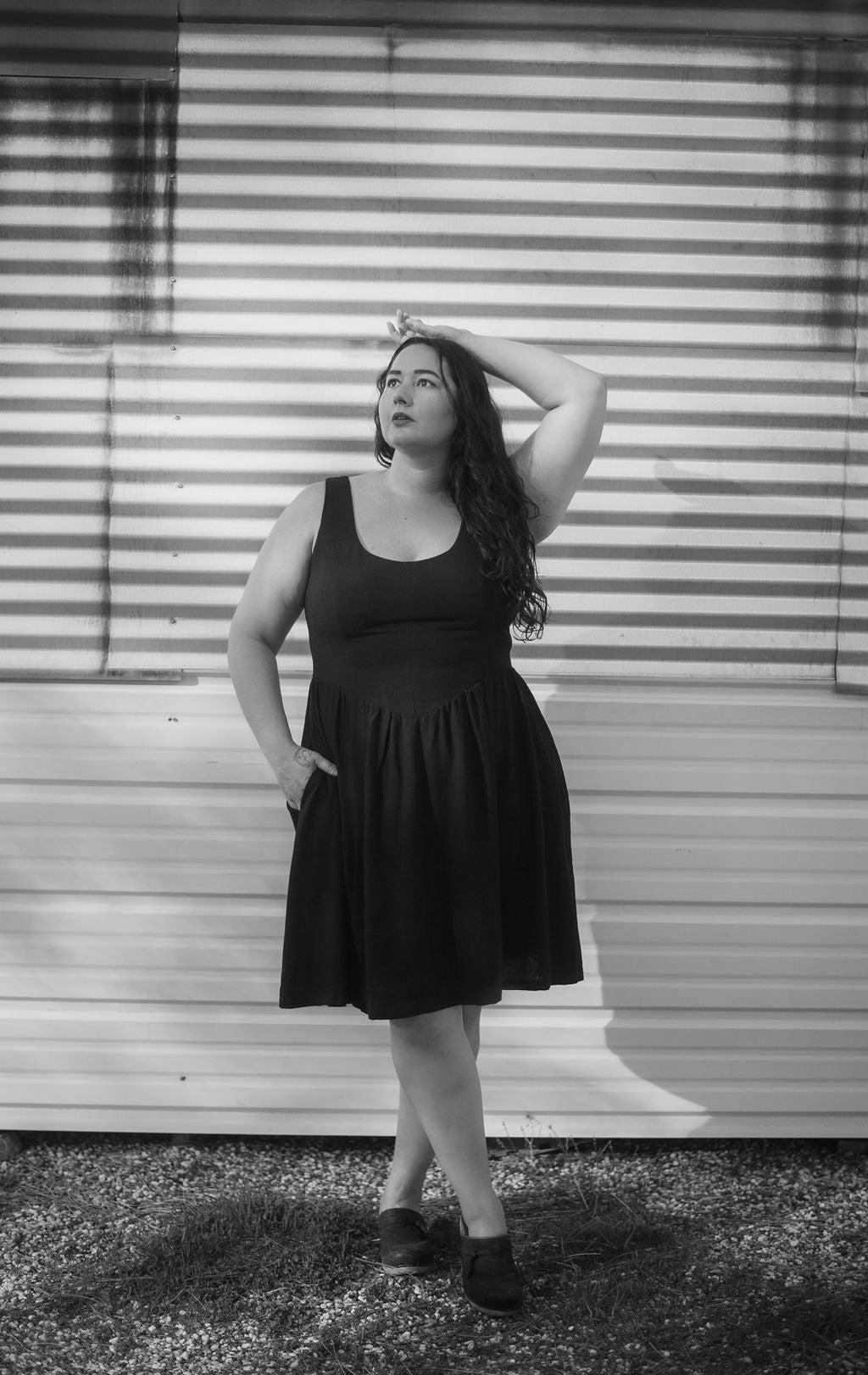 Agnes dress in Black Linen Product Image