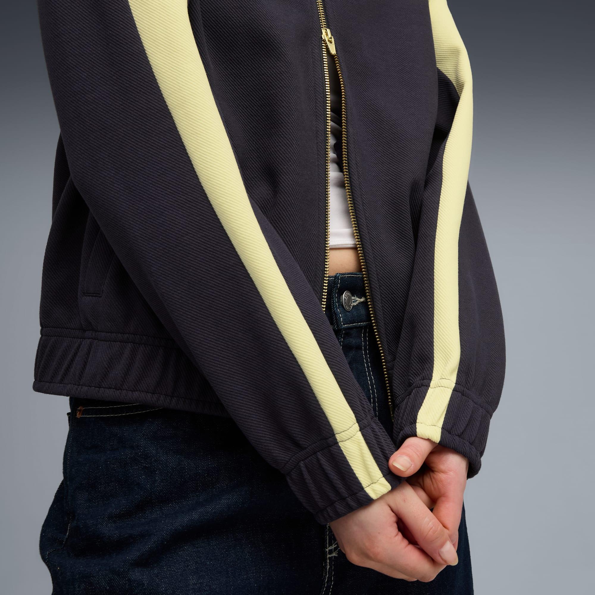 T7 Relaxed Track Jacket Women Product Image