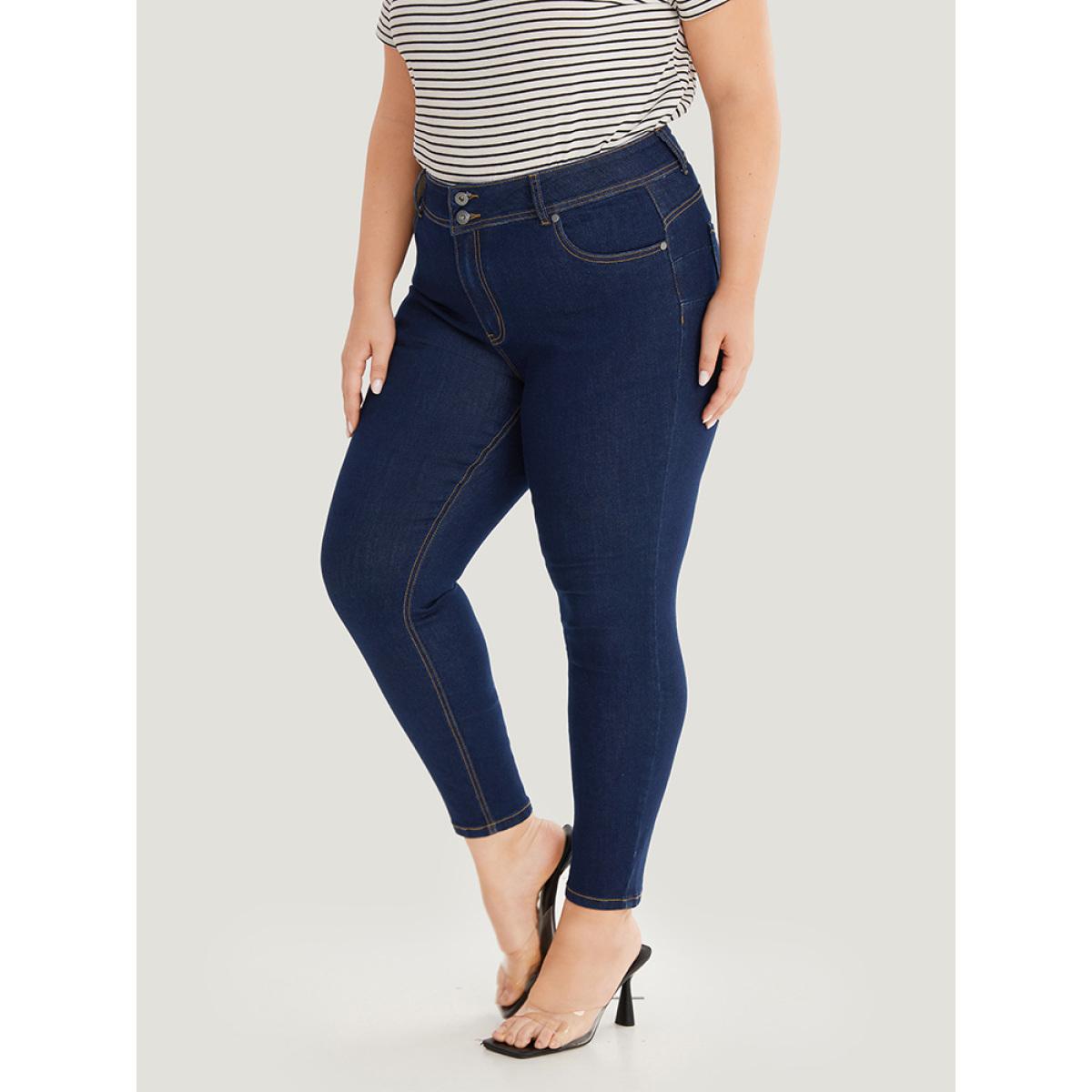 Plus Size Plain Stitch Patched Pocket Jeans Women DarkBlue Casual Plain Plain High stretch Pocket Jeans BloomChic 14/1X Product Image