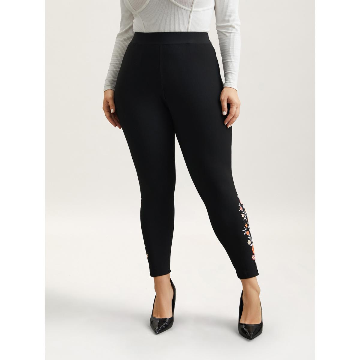 Plus Size Floral Detail Mid-Rise Leggings Women Black Elegant High stretch Skinny Mid Rise Everyday Leggings BloomChic 14-16/1X Product Image