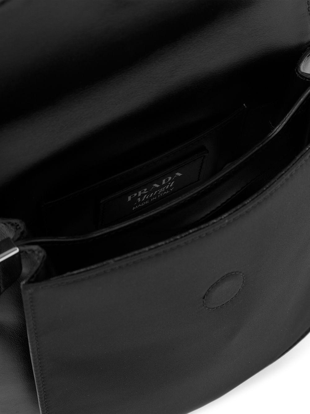 embroidered logo shoulder bag Product Image