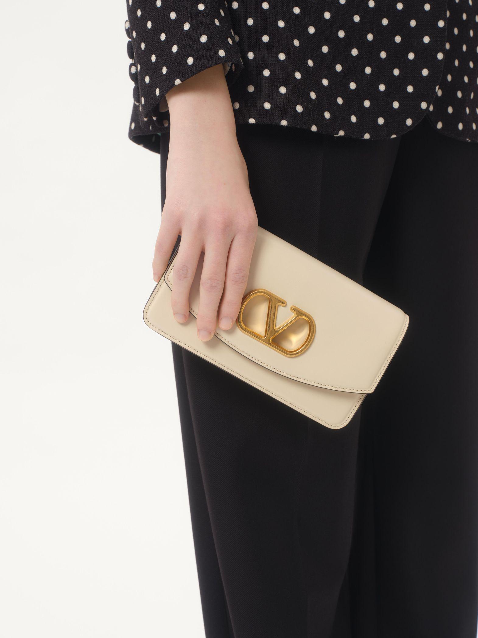 Valentino Garavani Vain Clutch Bag In Shiny Calfskin Product Image