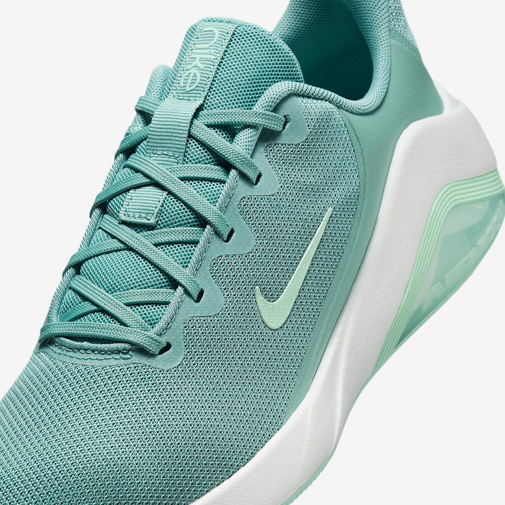 Nike Womens Bella 7 Workout Shoes | FZ1689-005 Product Image