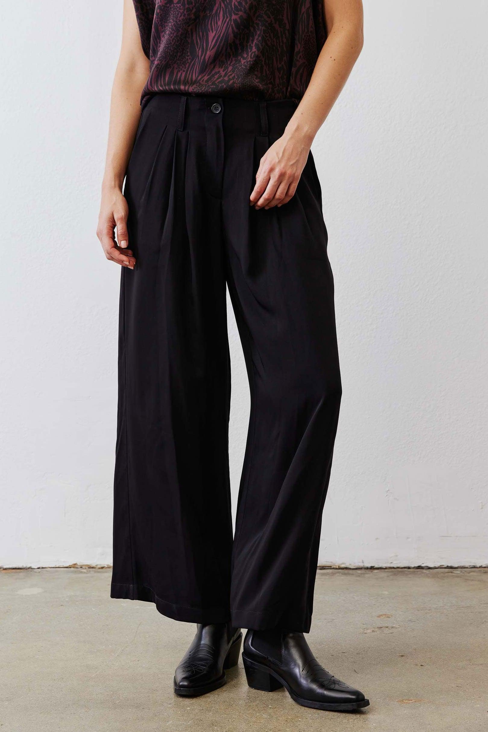 The Wide Leg Trouser Product Image