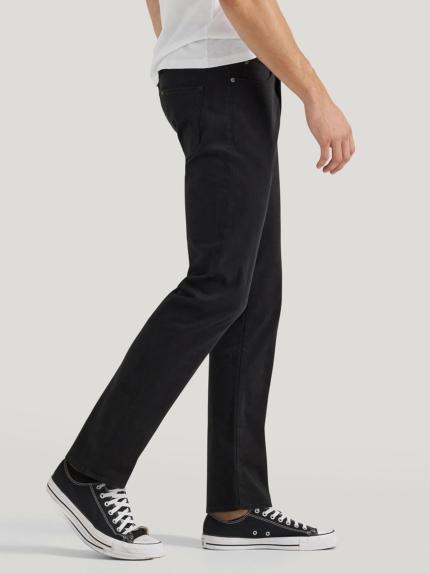 Men's Extreme Motion Slim Straight Jean | Lee® Product Image