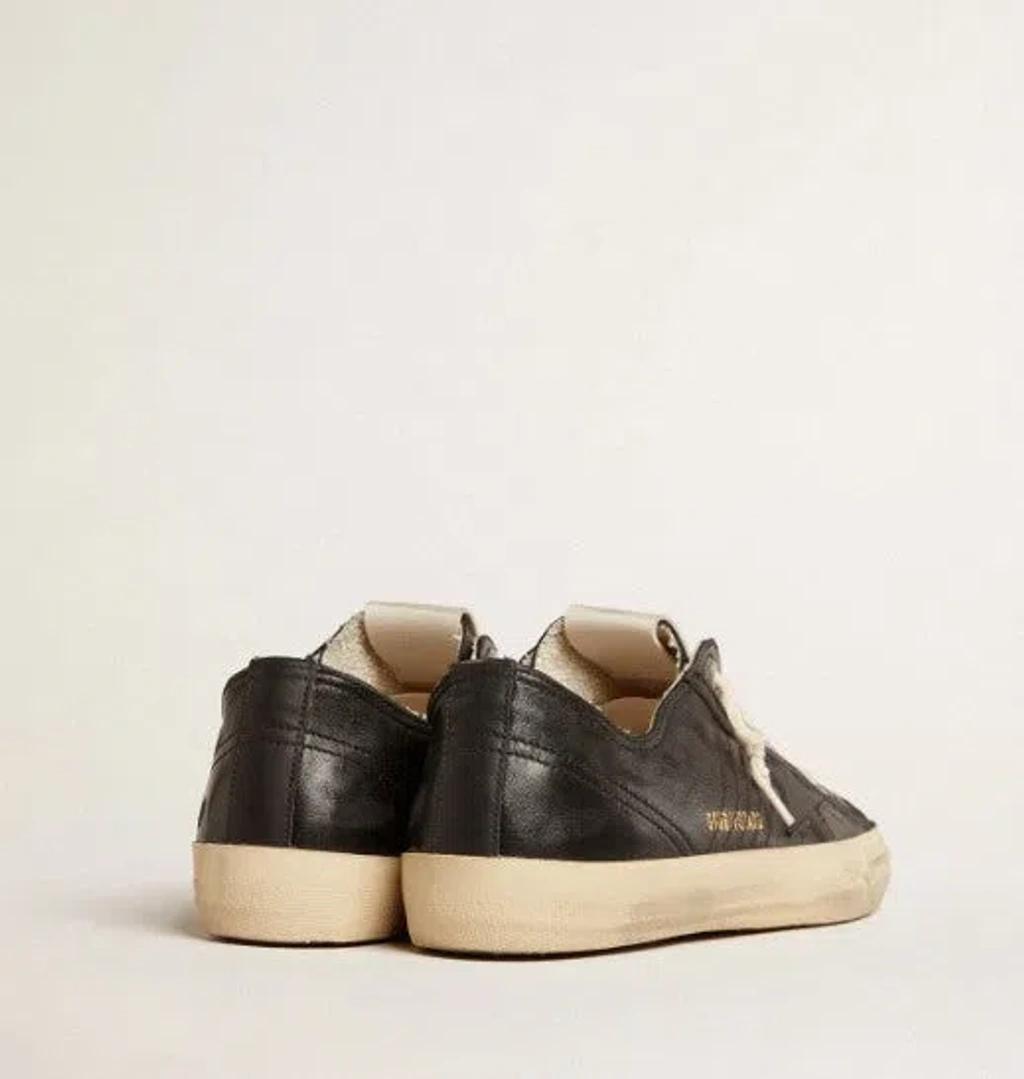 GOLDEN GOOSE Deluxe Brand Vintage-inspired Black Leather Sneakers With Contrasting White Laces Product Image