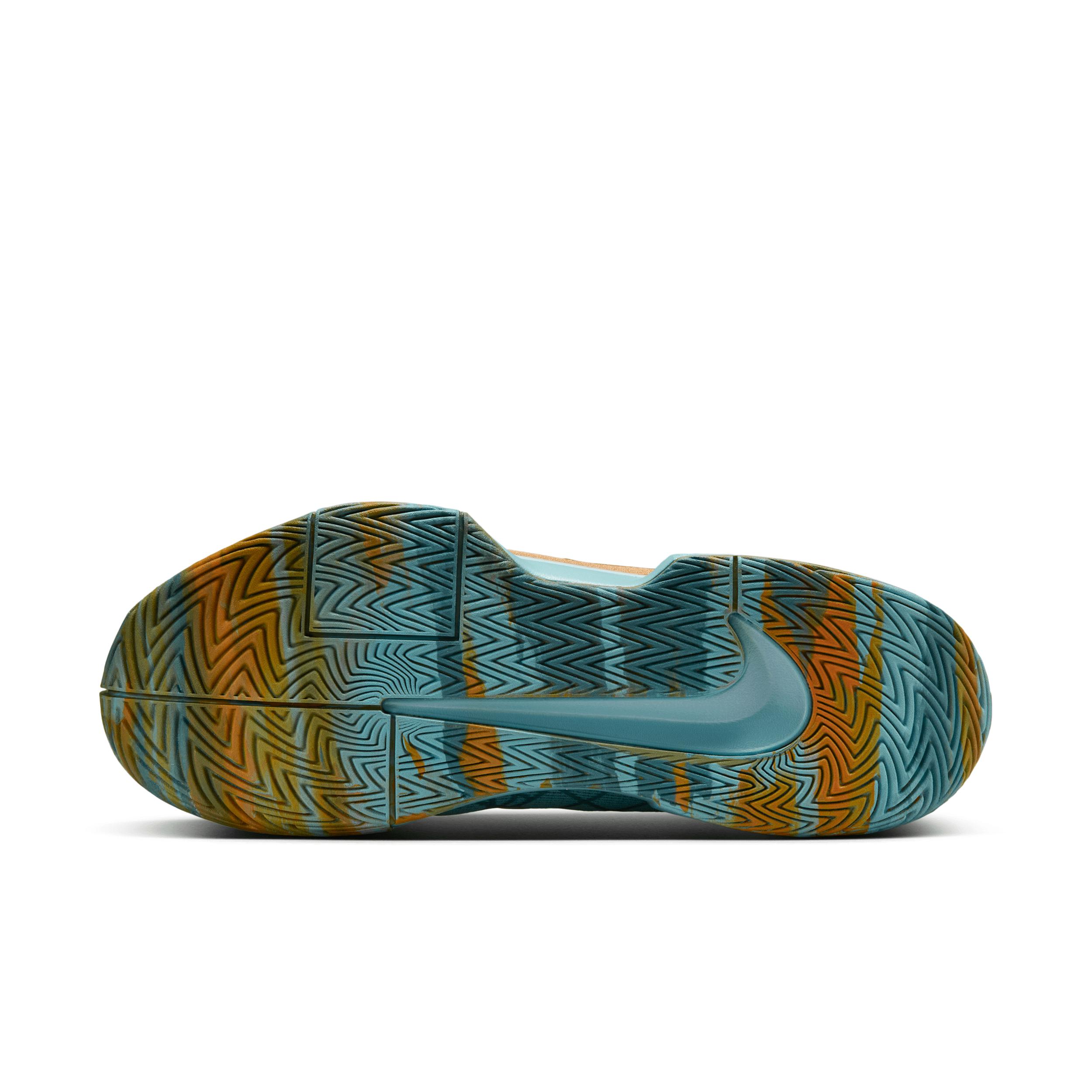 Nike Men's Zoom Challenge Pickleball Shoes Product Image