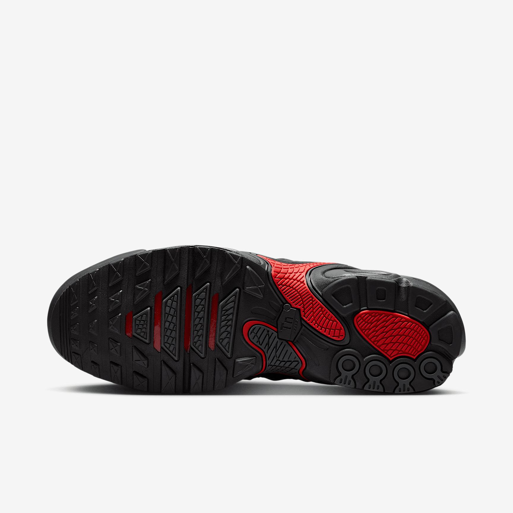 Nike Air Max Plus Drift Men's Shoes Product Image