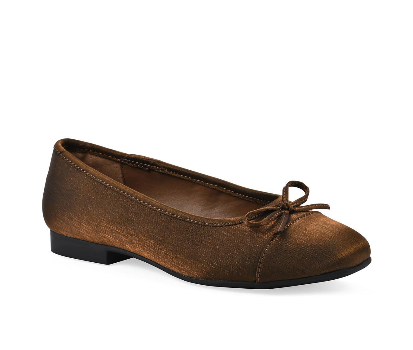 Women's White Mountain Bocci Flats Product Image