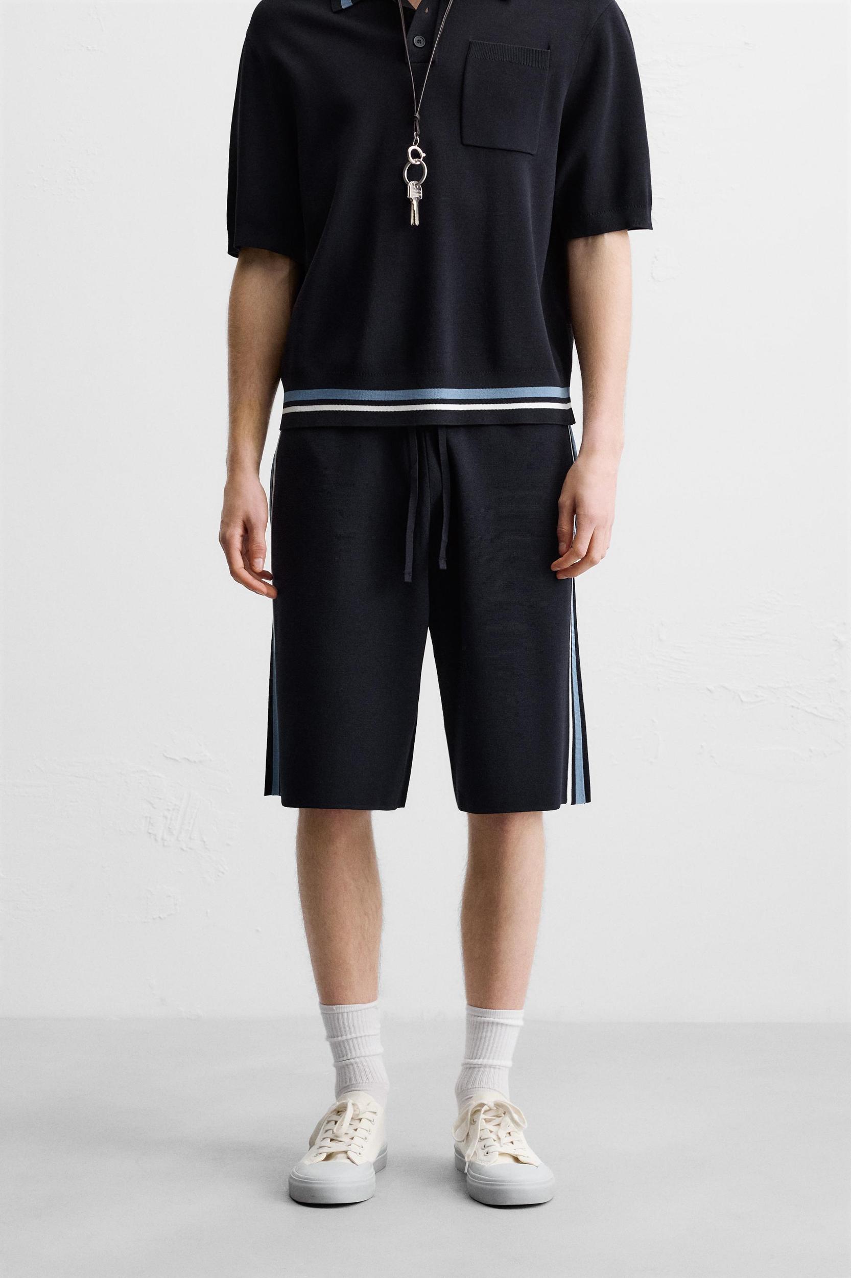 STRIPED KNIT SHORTS Product Image