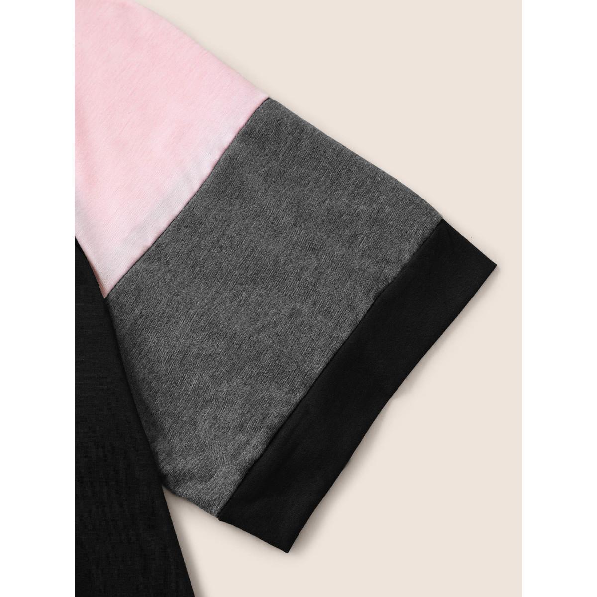 Plus Size Colorblock Contrast Crew Neck Raglan Sleeve T-shirt MistyRose Women Casual Contrast Colorblock Everyday T-shirts BloomChic 28/5X Product Image