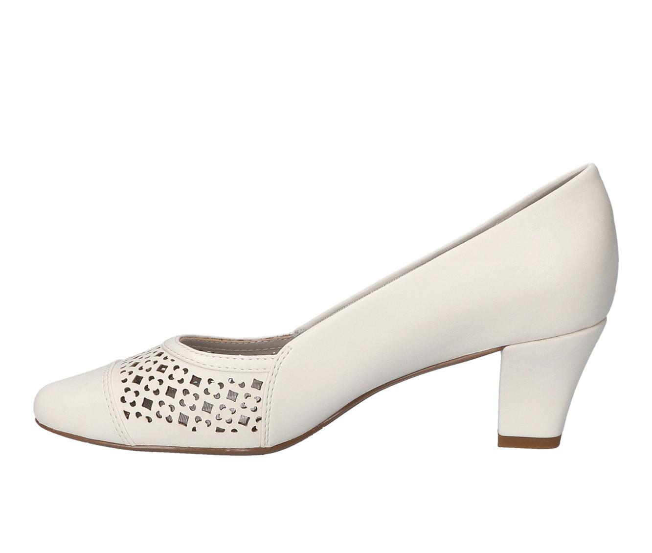 Women's Easy Street Neva Pumps Product Image