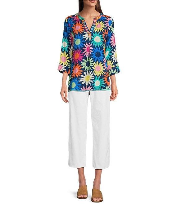 Tru Luxe Jeans Split V-Neck 3/4 Sleeve Knit Floral Print Blouse Product Image