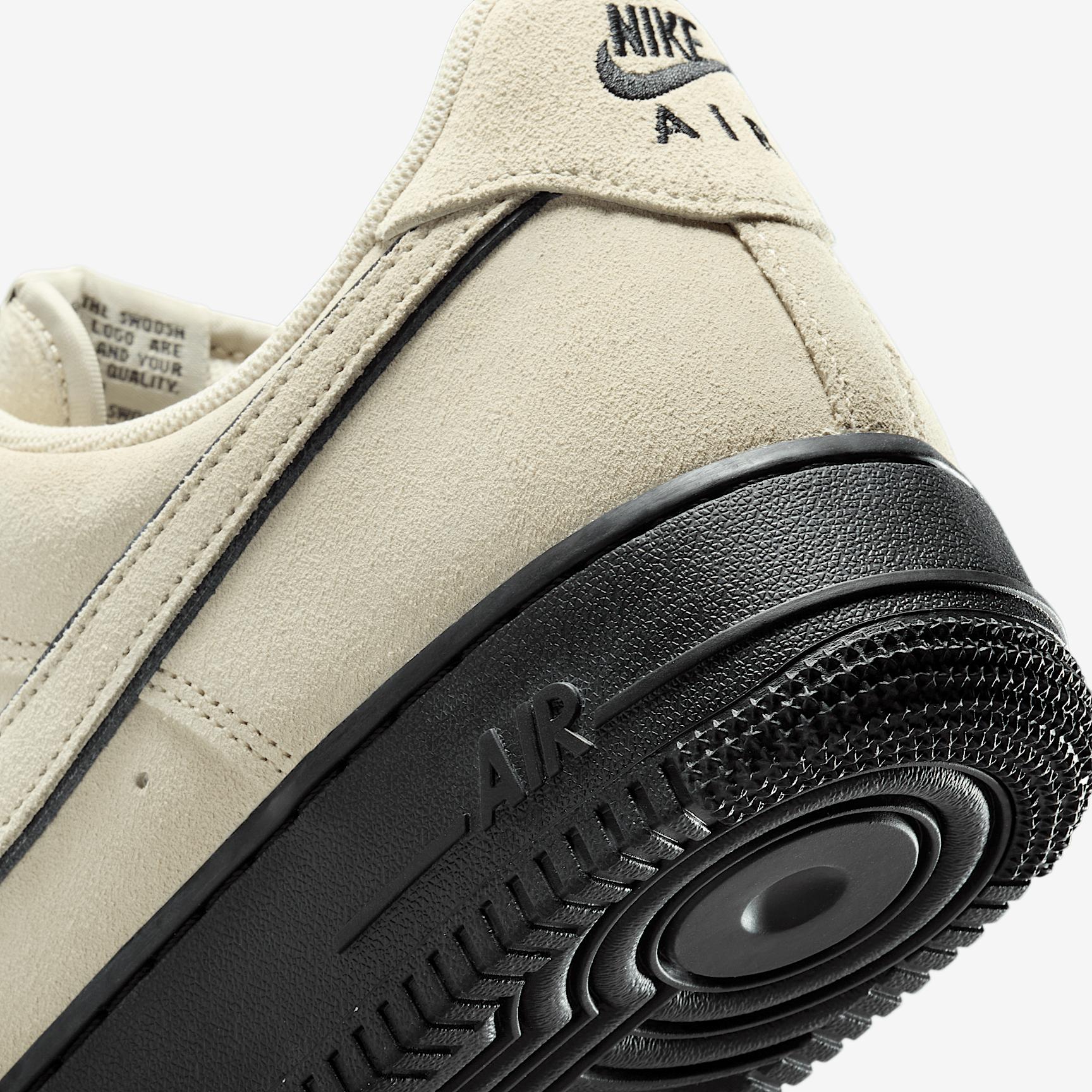 Nike Mens Air Force 1 07 LV8 Shoes | HQ1966-200 Product Image