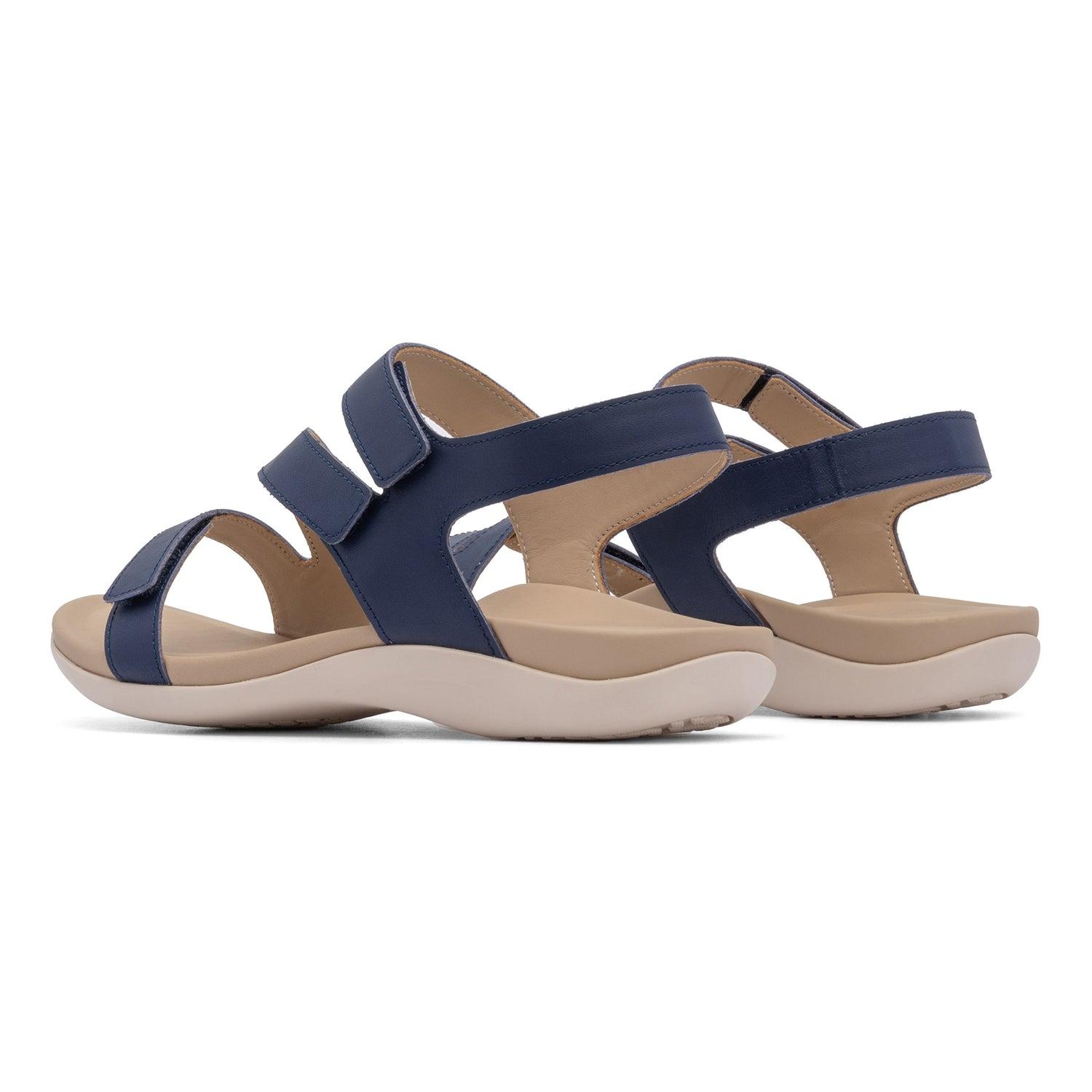 Oasis Sandal Female Product Image