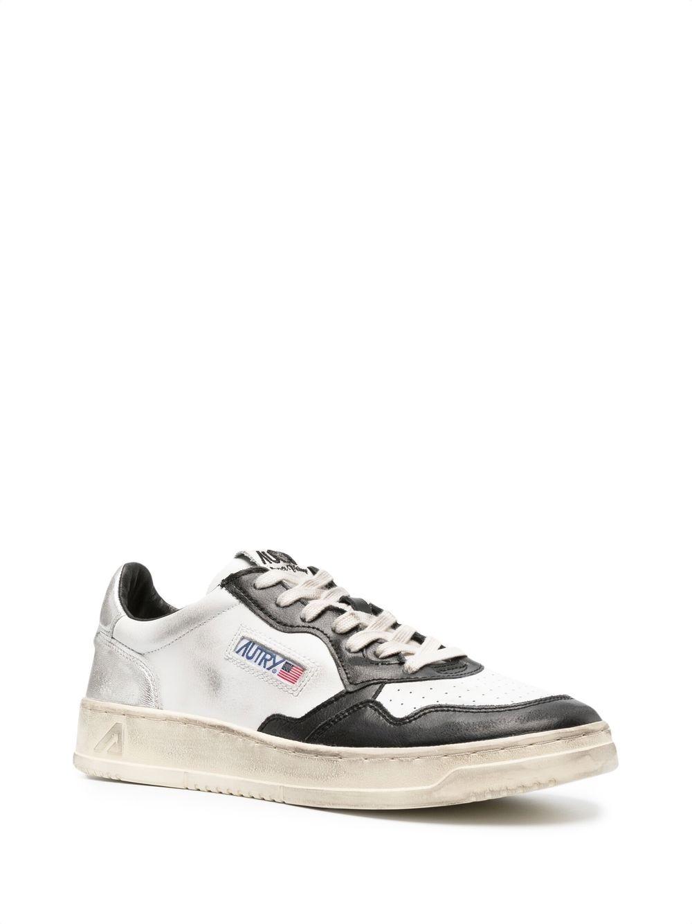 Medalist low-top sneakers Product Image