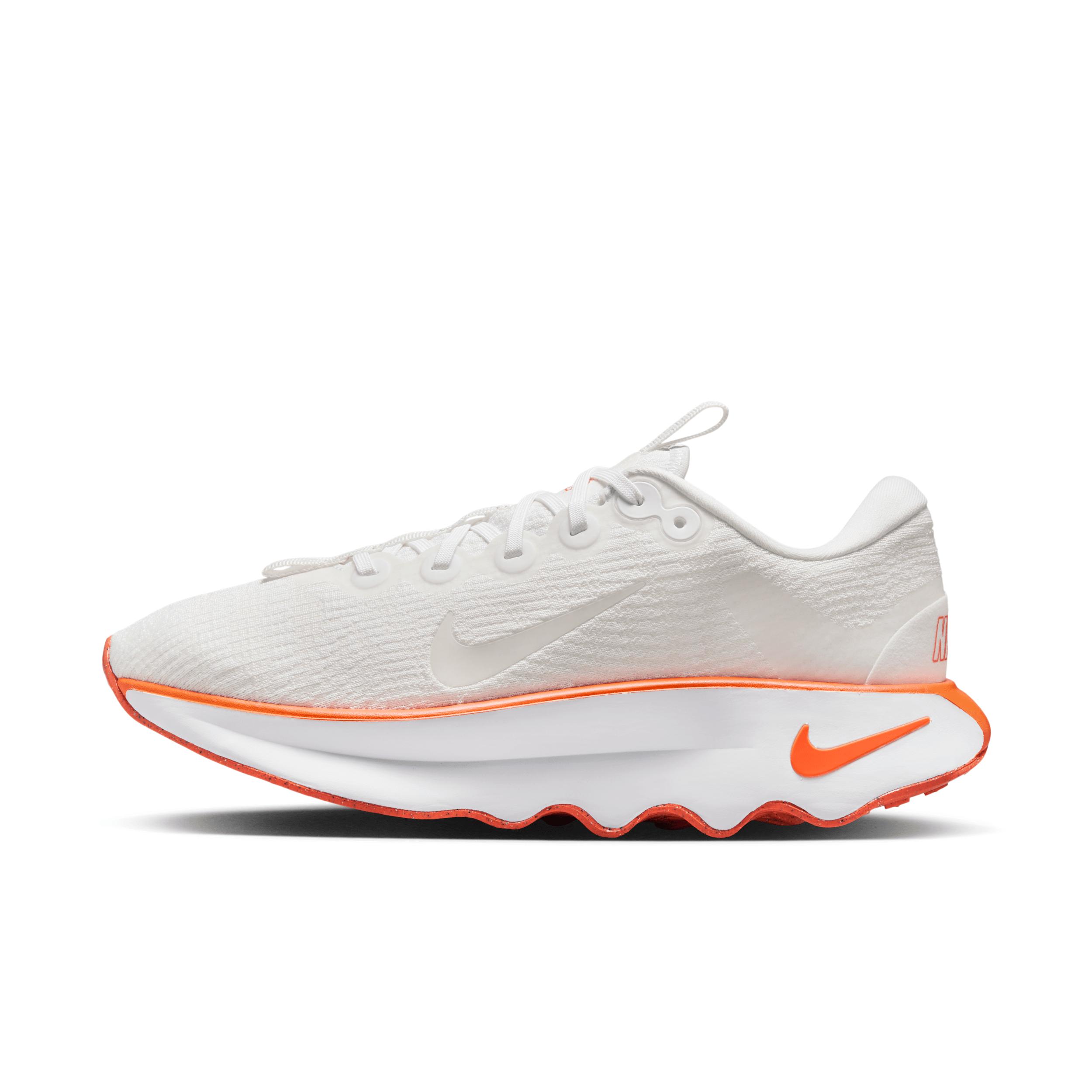 Nike Women's Motiva Walking Shoes Product Image
