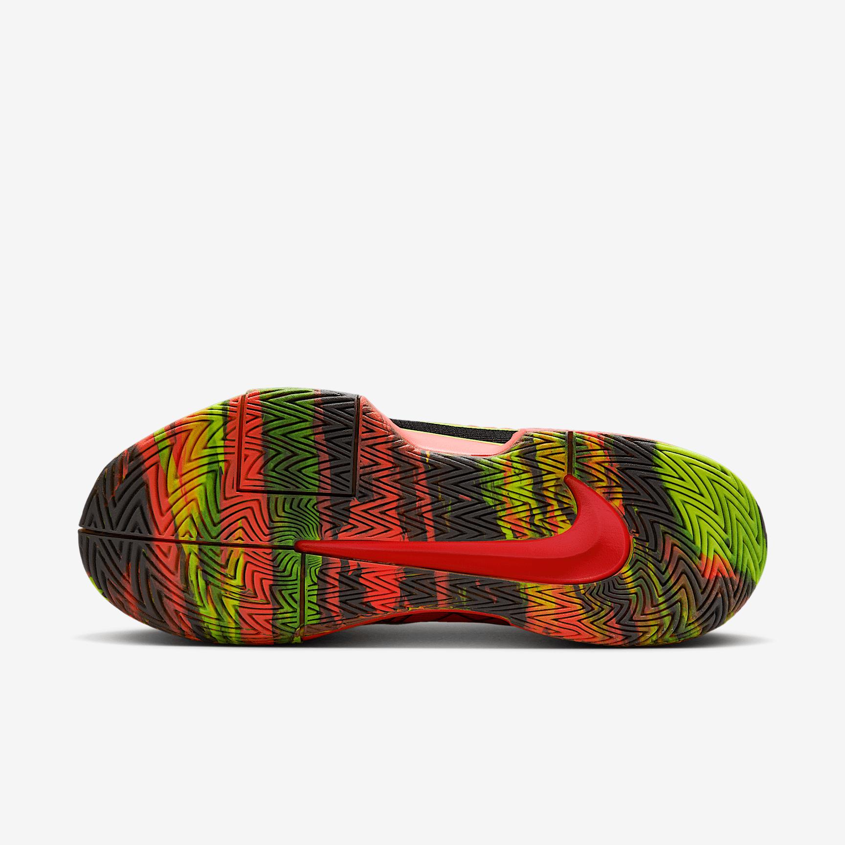 Nike Zoom Challenge Men's Pickleball Shoes Product Image