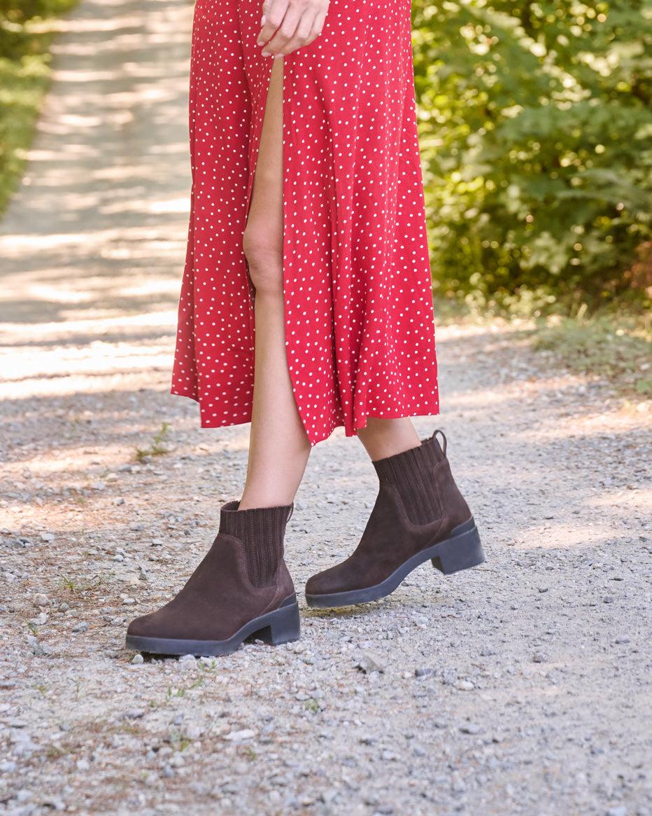 Capital Chelsea Metatarsal Female Product Image