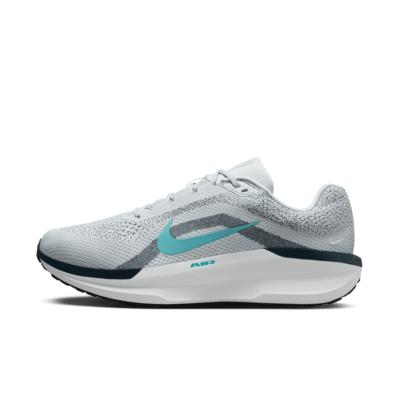 Mens Nike Winflo 11 Running Shoes (Extra Wide Width) Product Image