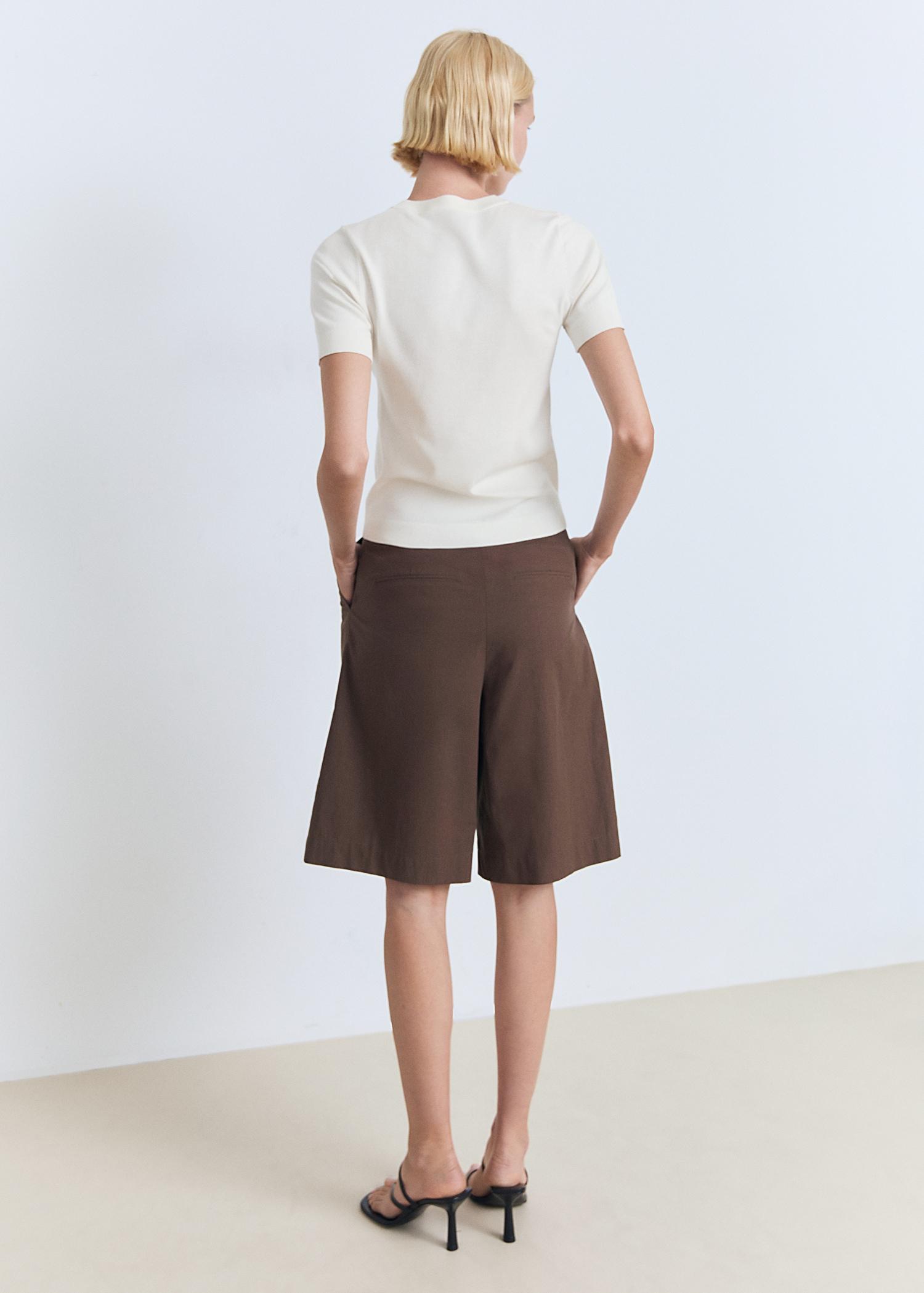 Short-sleeved fine-knit sweater - Women | MANGO USA Product Image