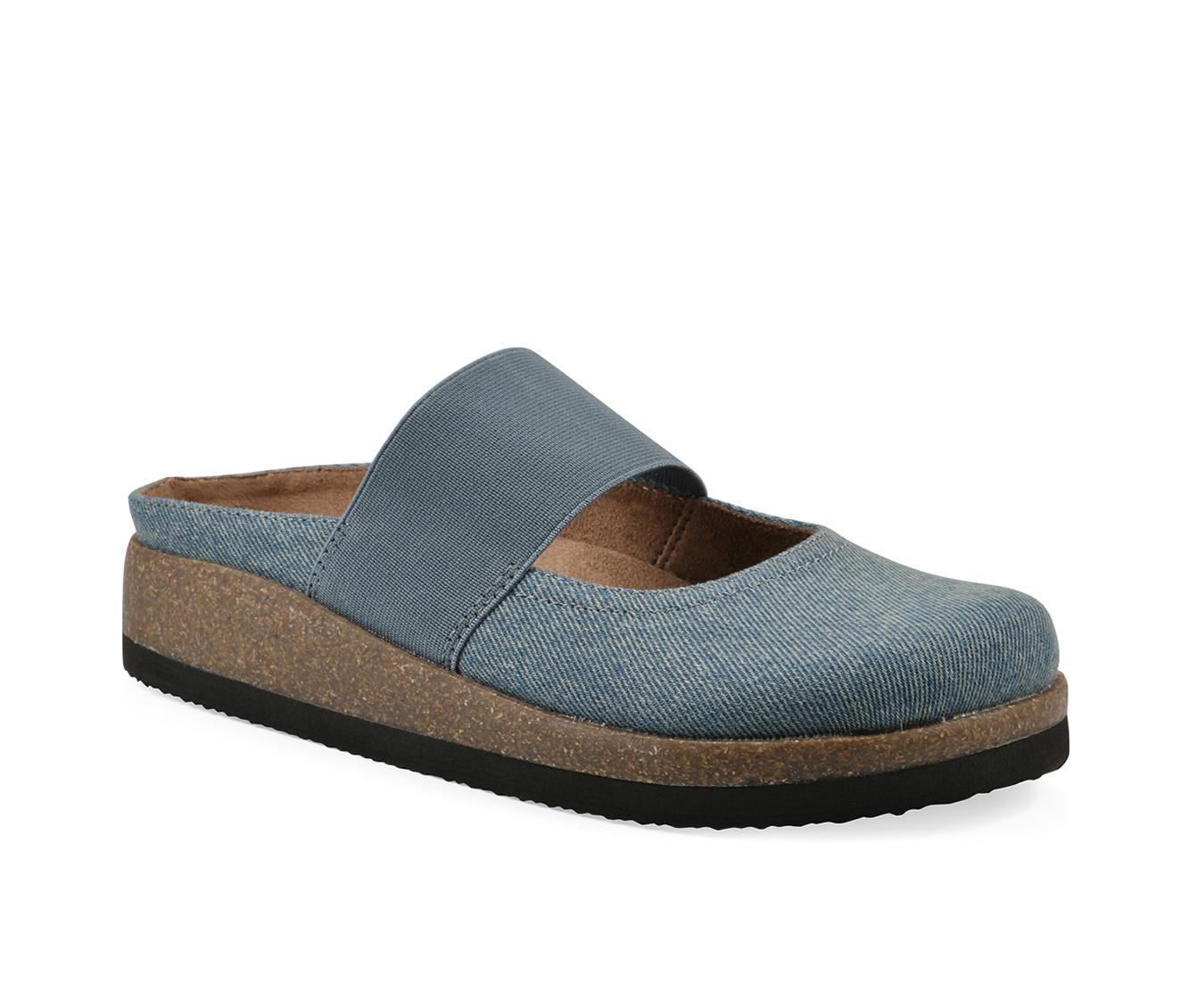 Women's White Mountain Bassi Clogs Product Image