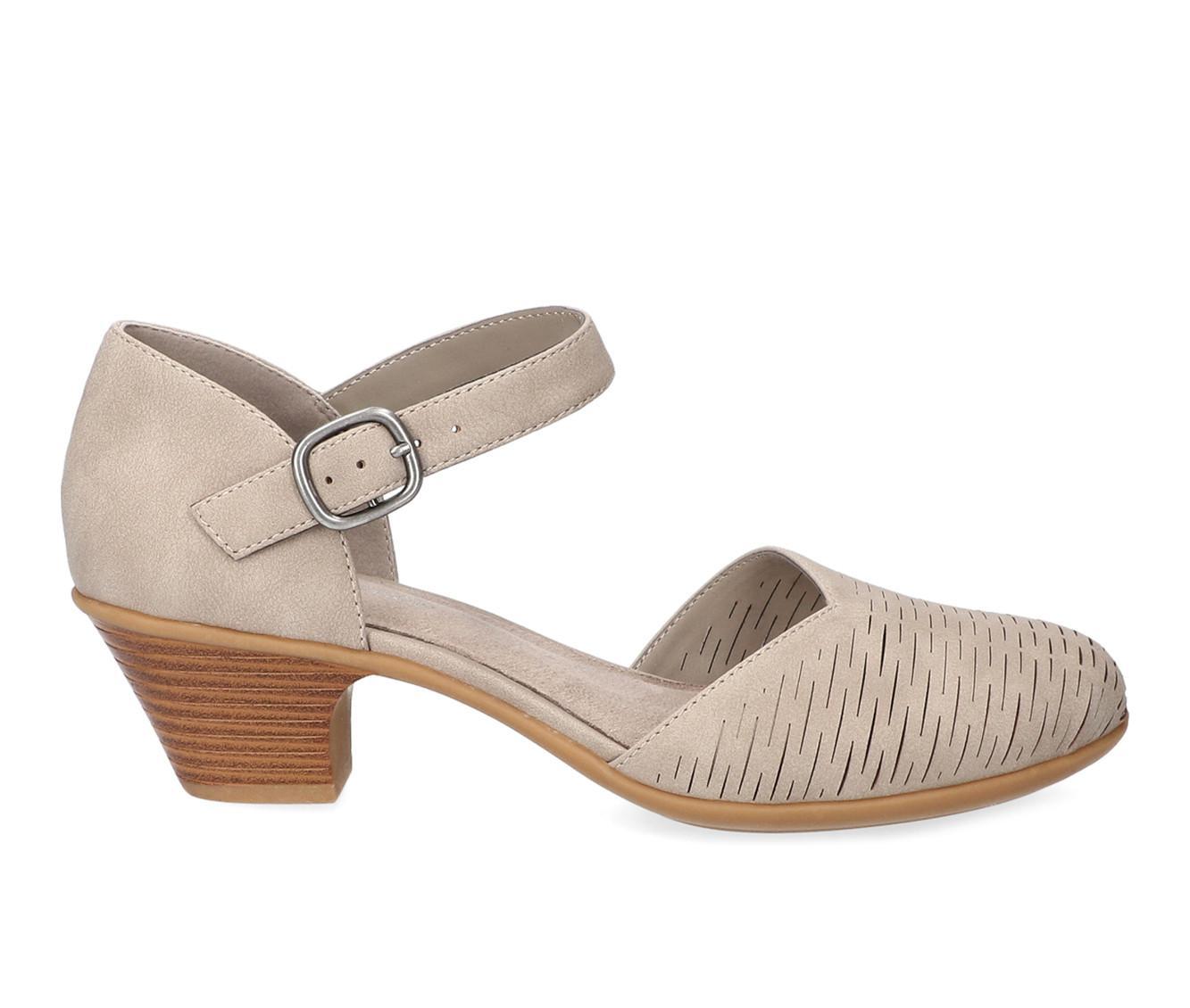Women's Easy Street Justina Pumps Product Image